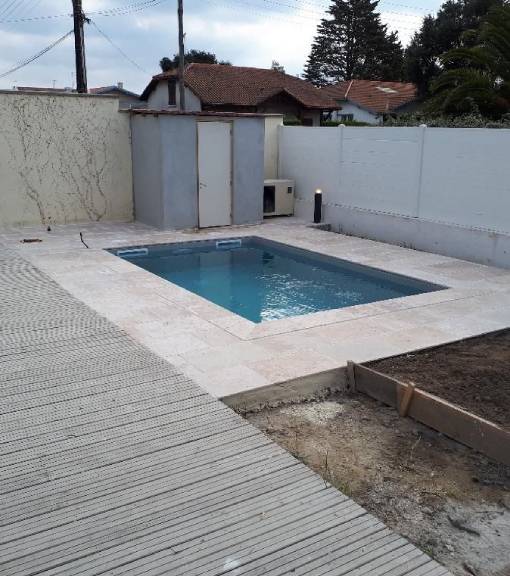 Alimentation bassin extérieur Éclairage piscine électrique