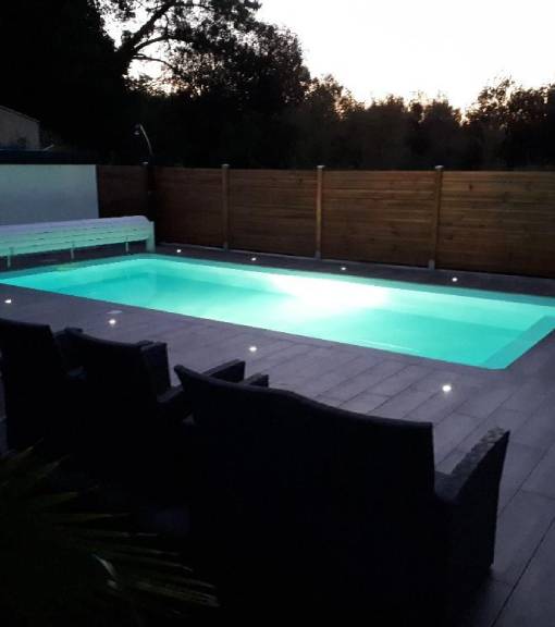 Dépannage éclairage piscine Éclairage piscine nocturne